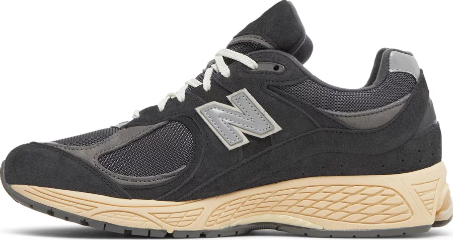 New Balance 2002R Black Dark Grey - Image 2