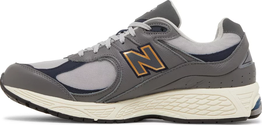 New Balance 2002R Castlerock - Image 2