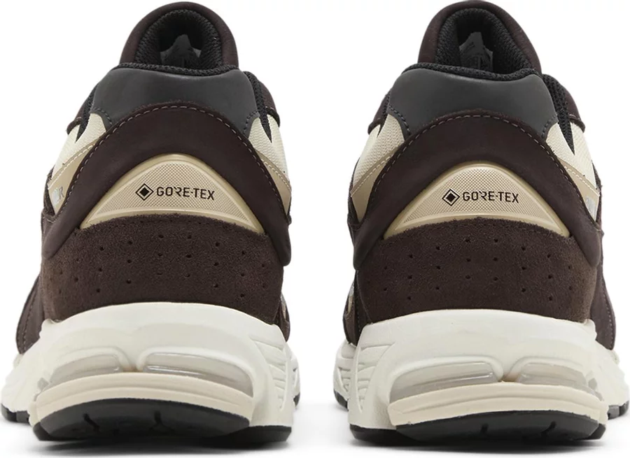 New Balance 2002R Gore-Tex Black Coffee - Image 3