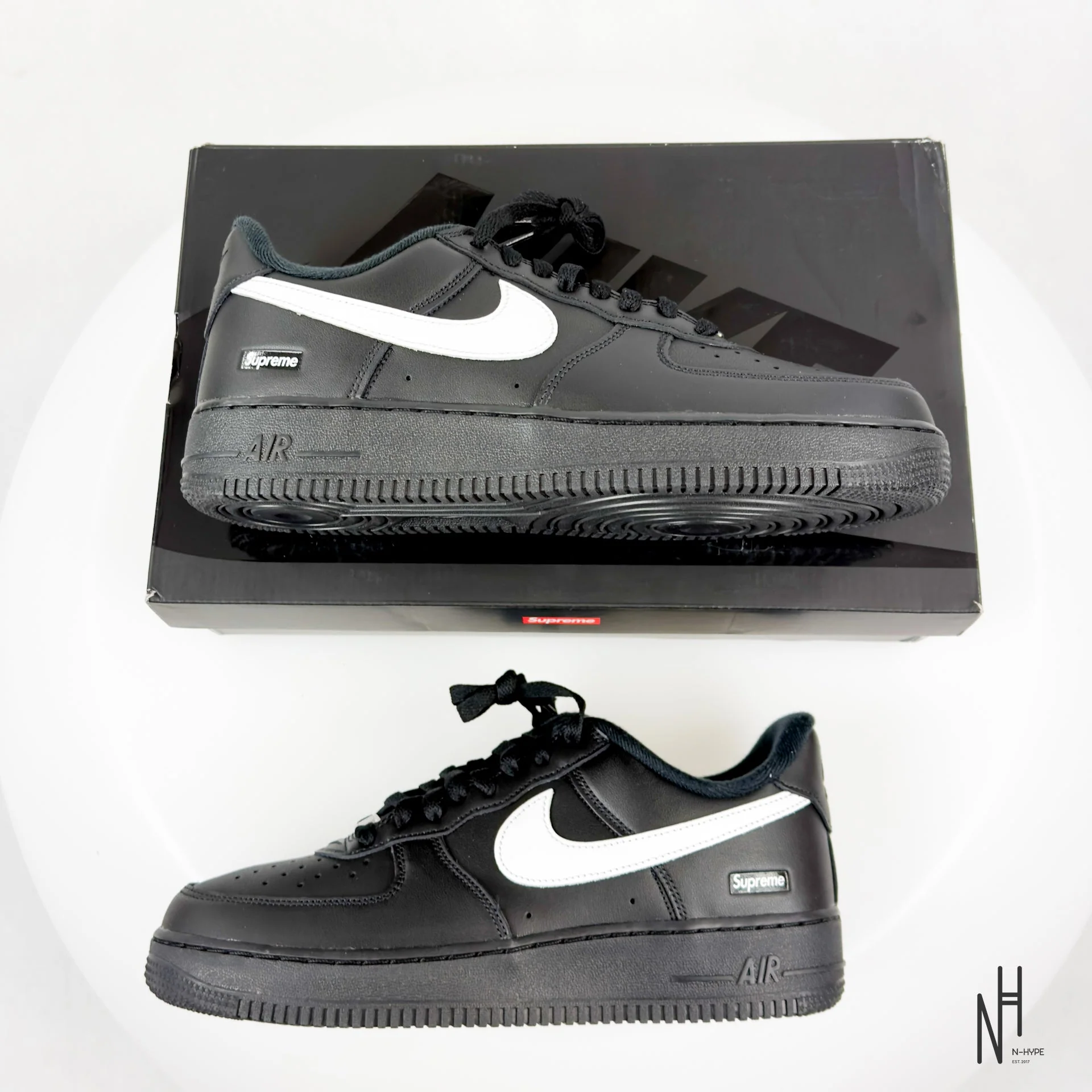 Nike Air Force 1 Low Supreme Black White - Image 7