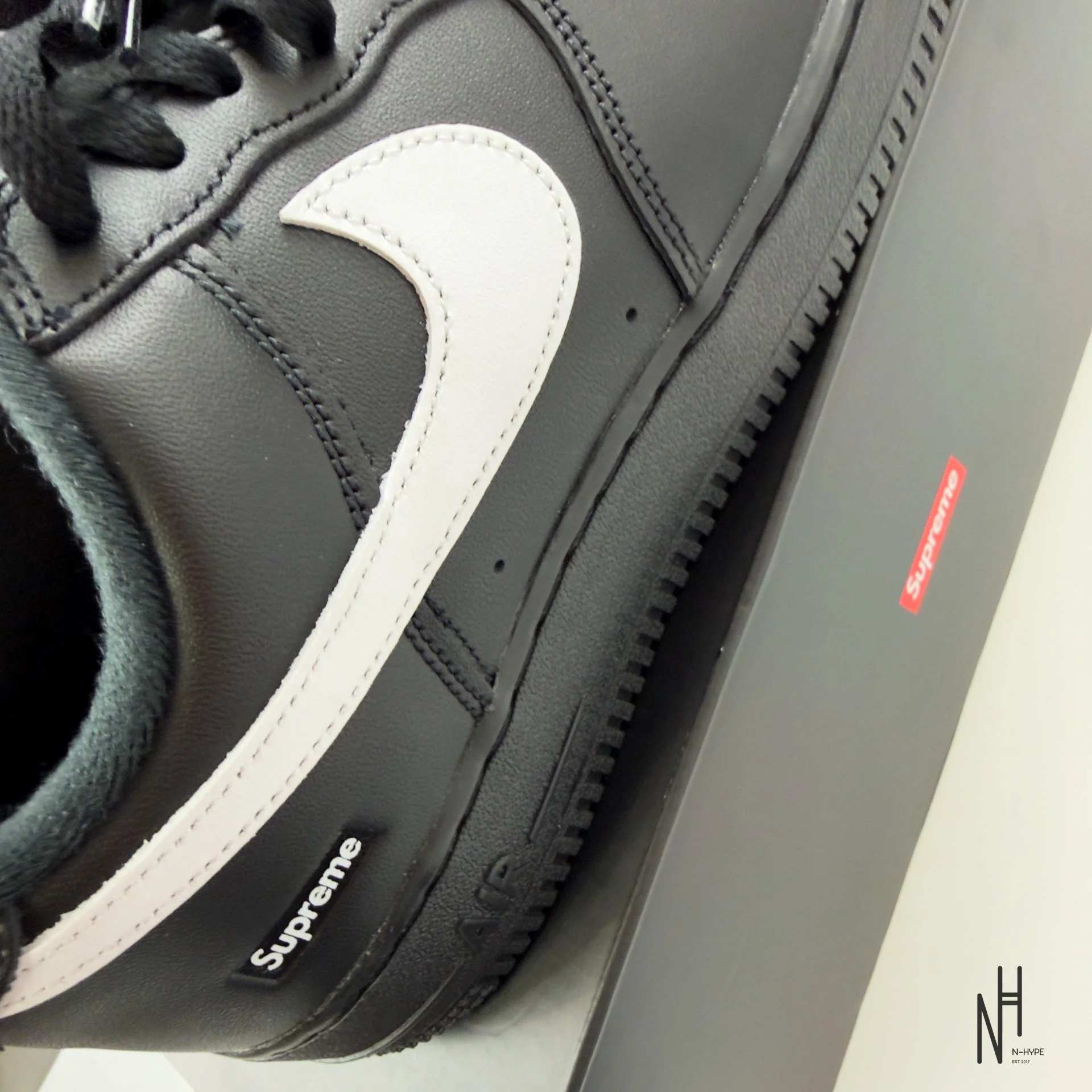 Nike Air Force 1 Low Supreme Black White - Image 9