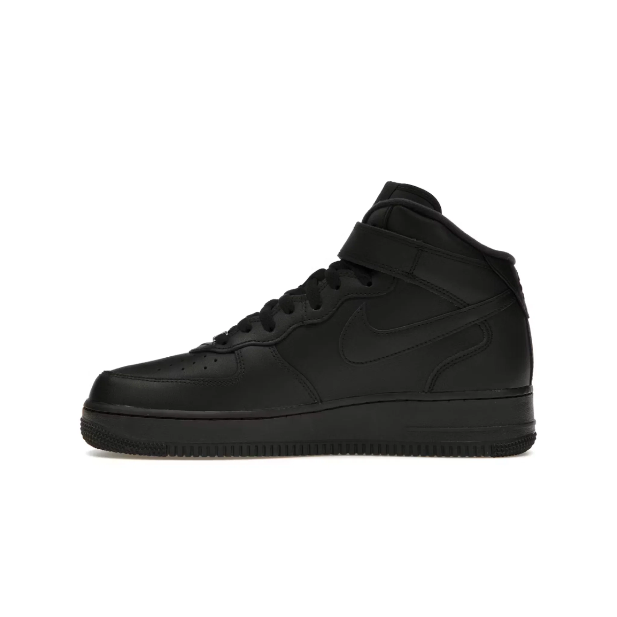 Nike Air Force 1 Mid Supreme Black - Image 2