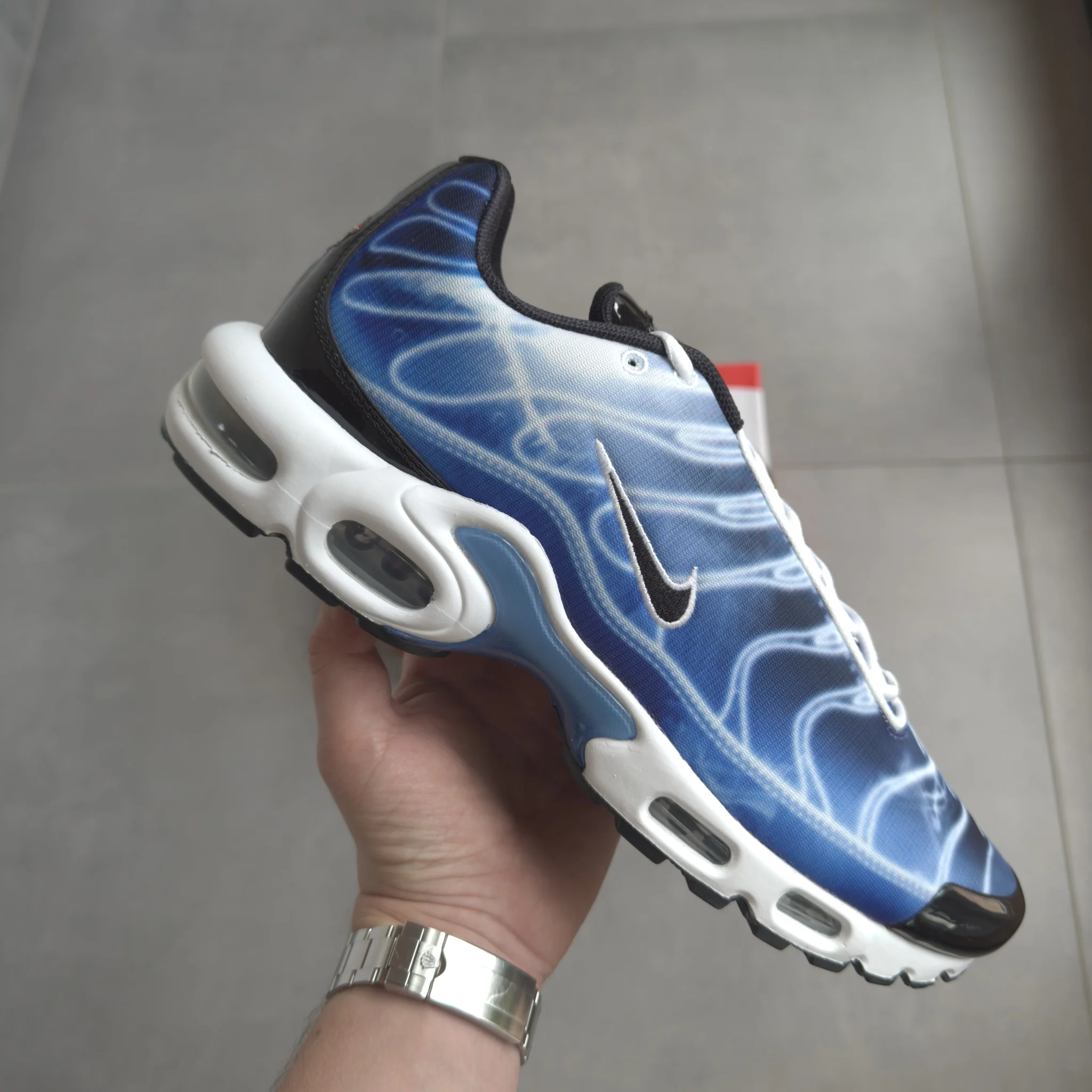 Nike Air Max Plus Light Photography Old Royal - Image 4