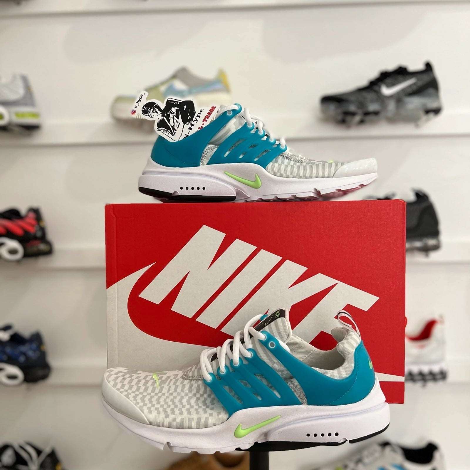 Nike Air Presto Lightning Bolt Pack White Aquamarine - Image 4