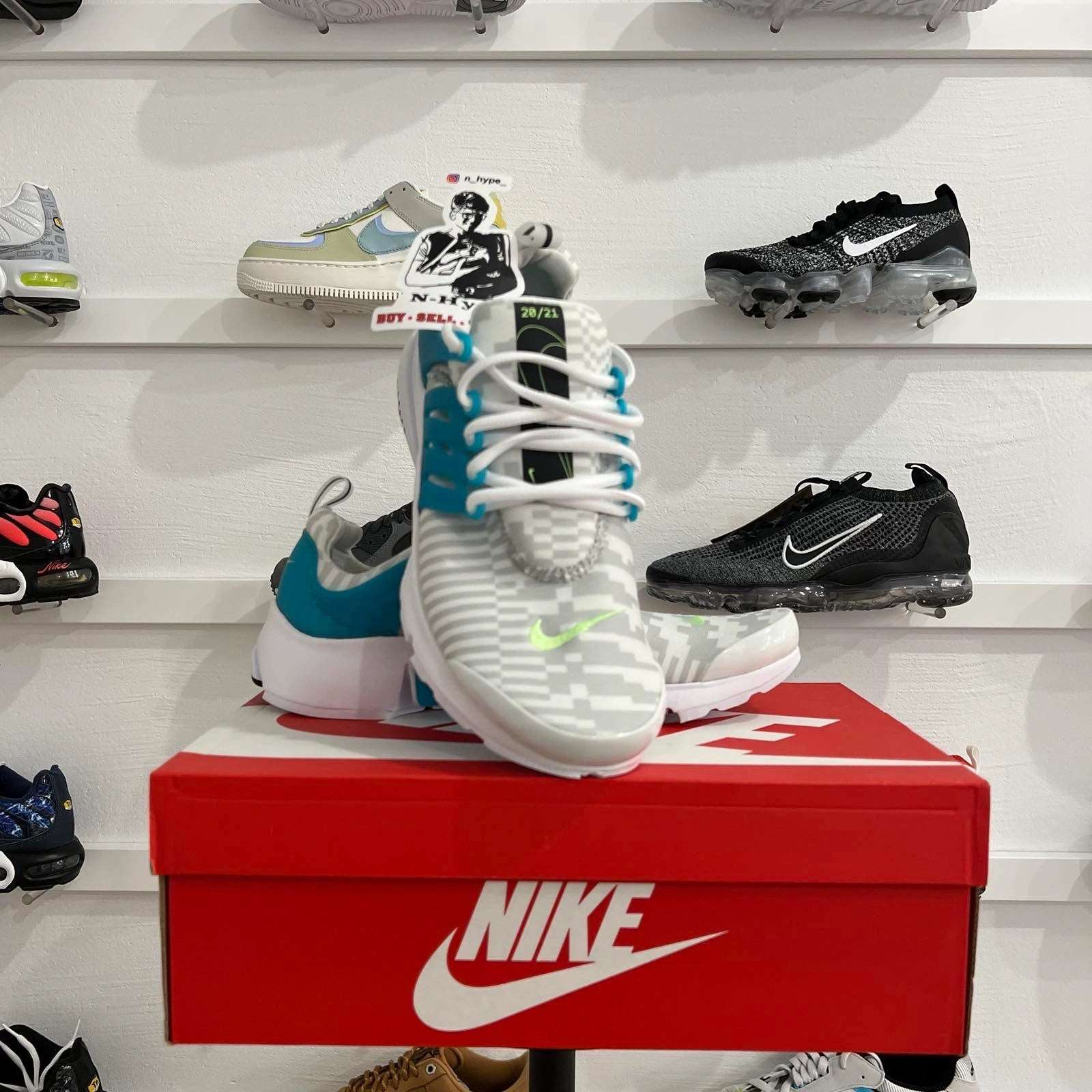 Nike Air Presto Lightning Bolt Pack White Aquamarine - Image 6