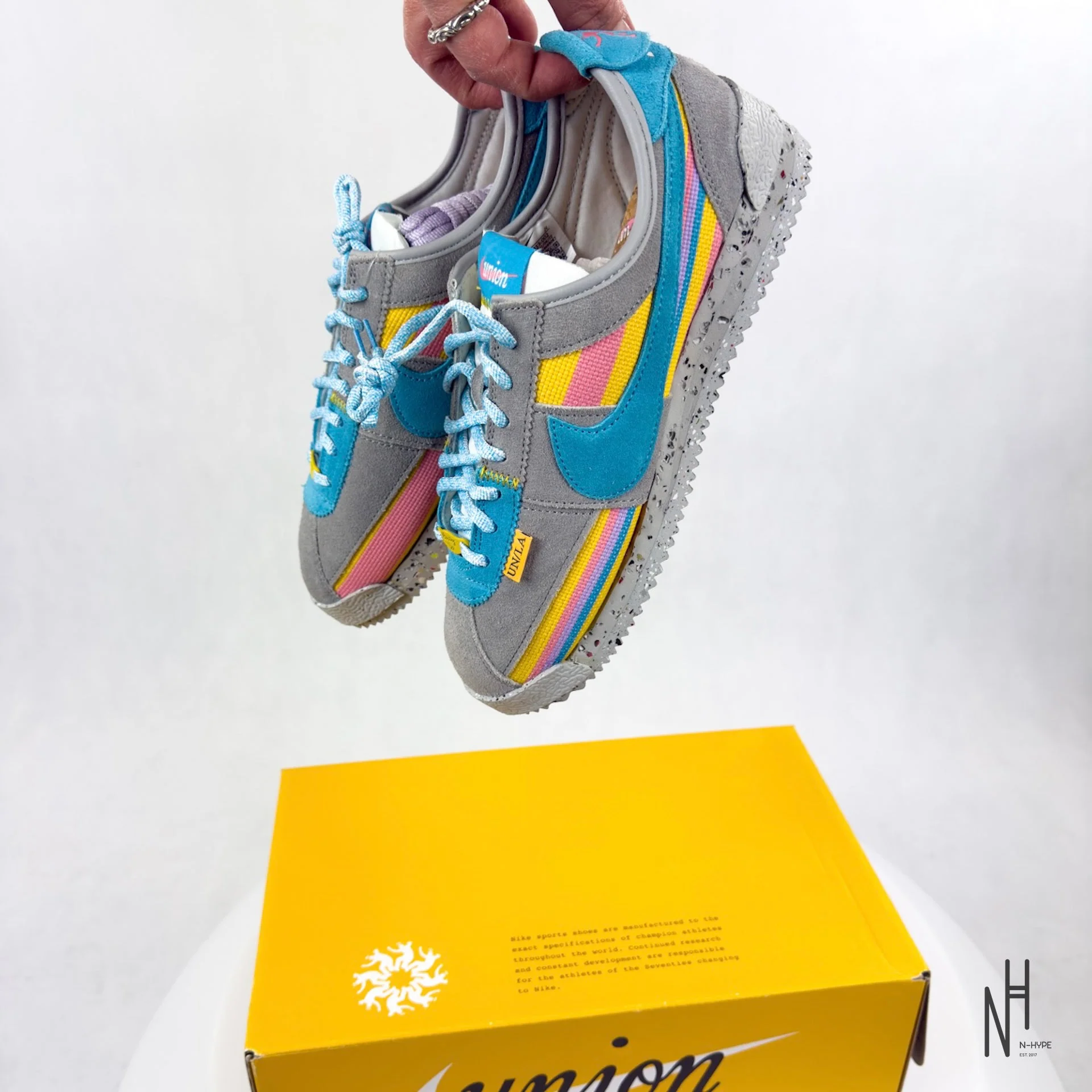 Nike Cortez Union Light Smoke - Image 10