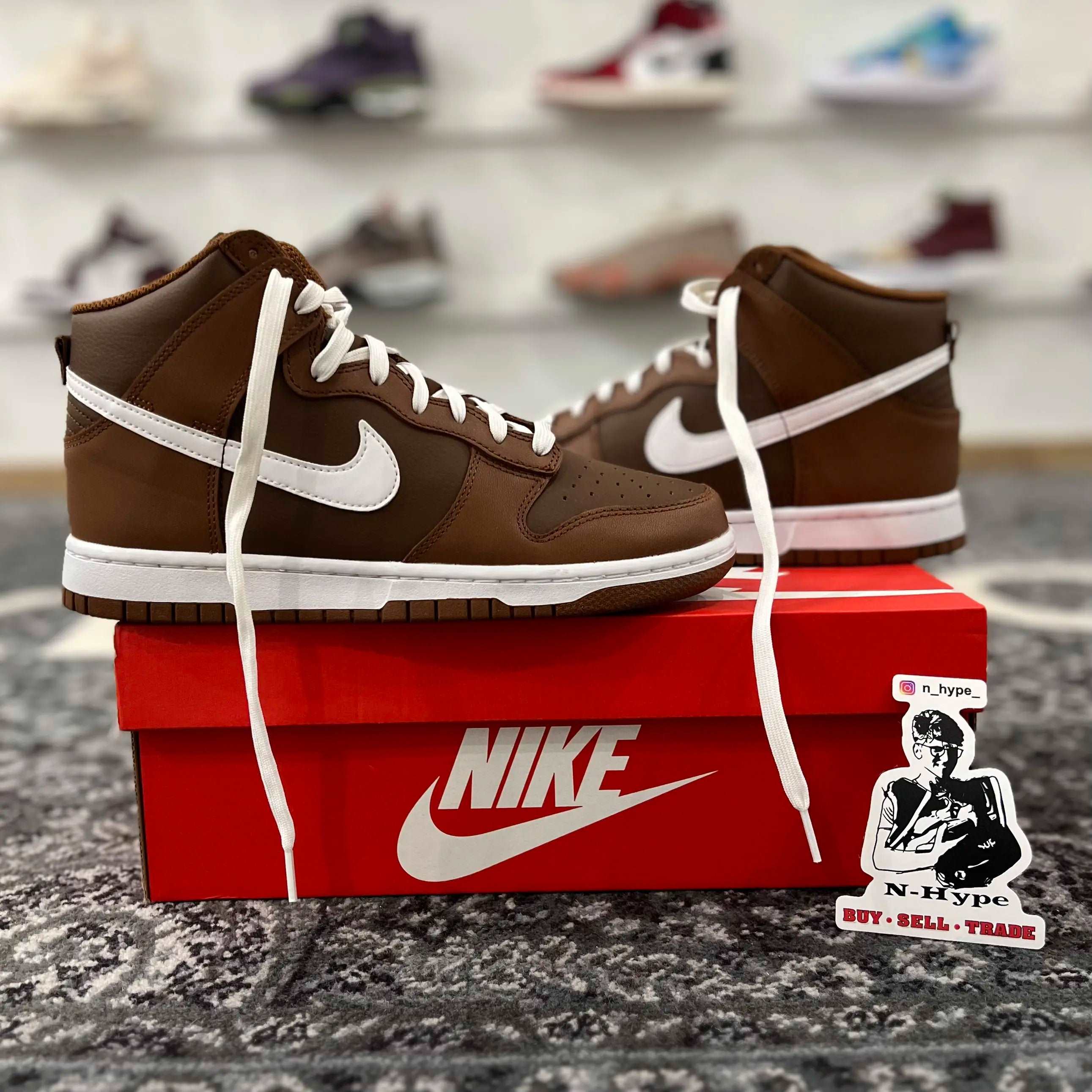 Nike Dunk High Chocolate - Image 5