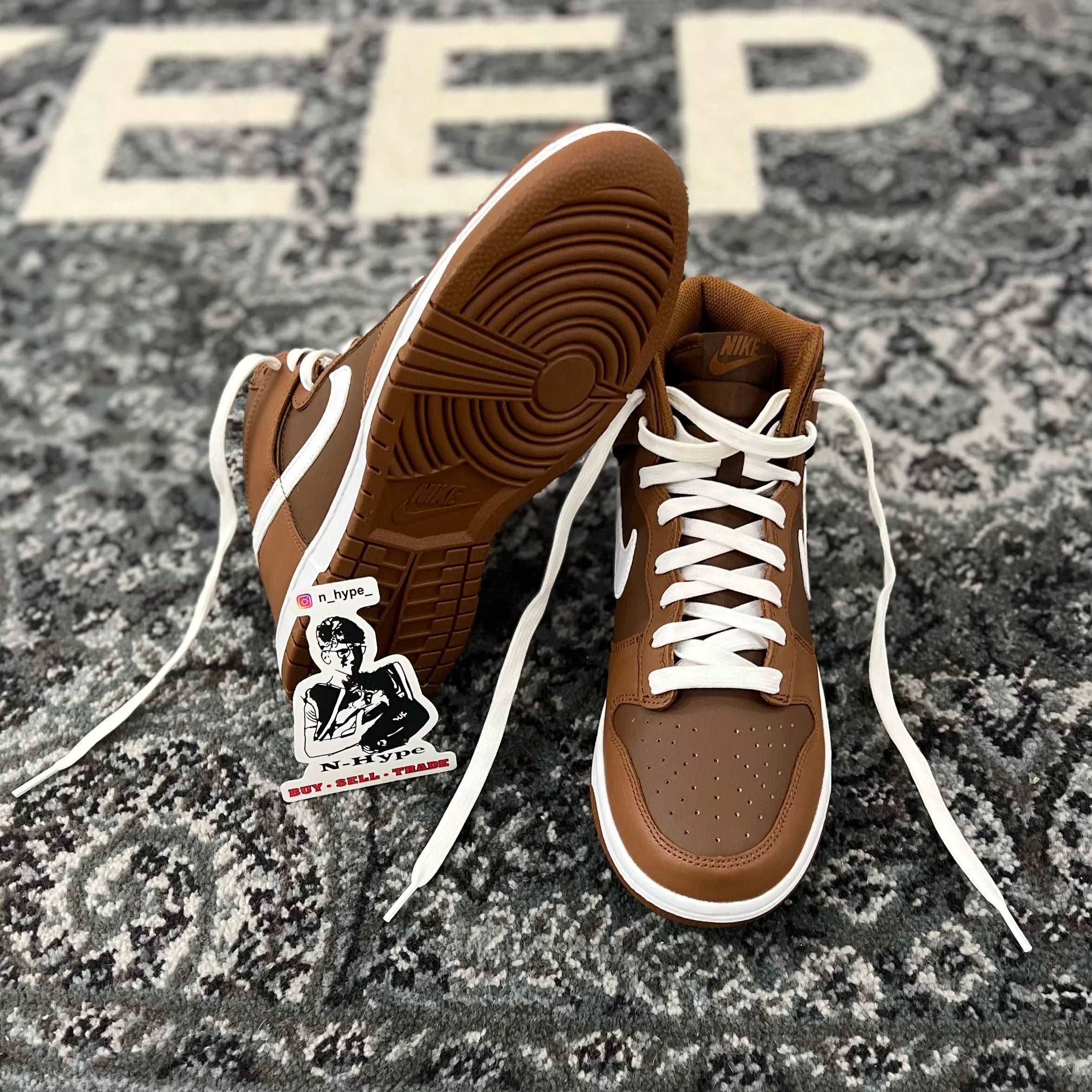 Nike Dunk High Chocolate - Image 6