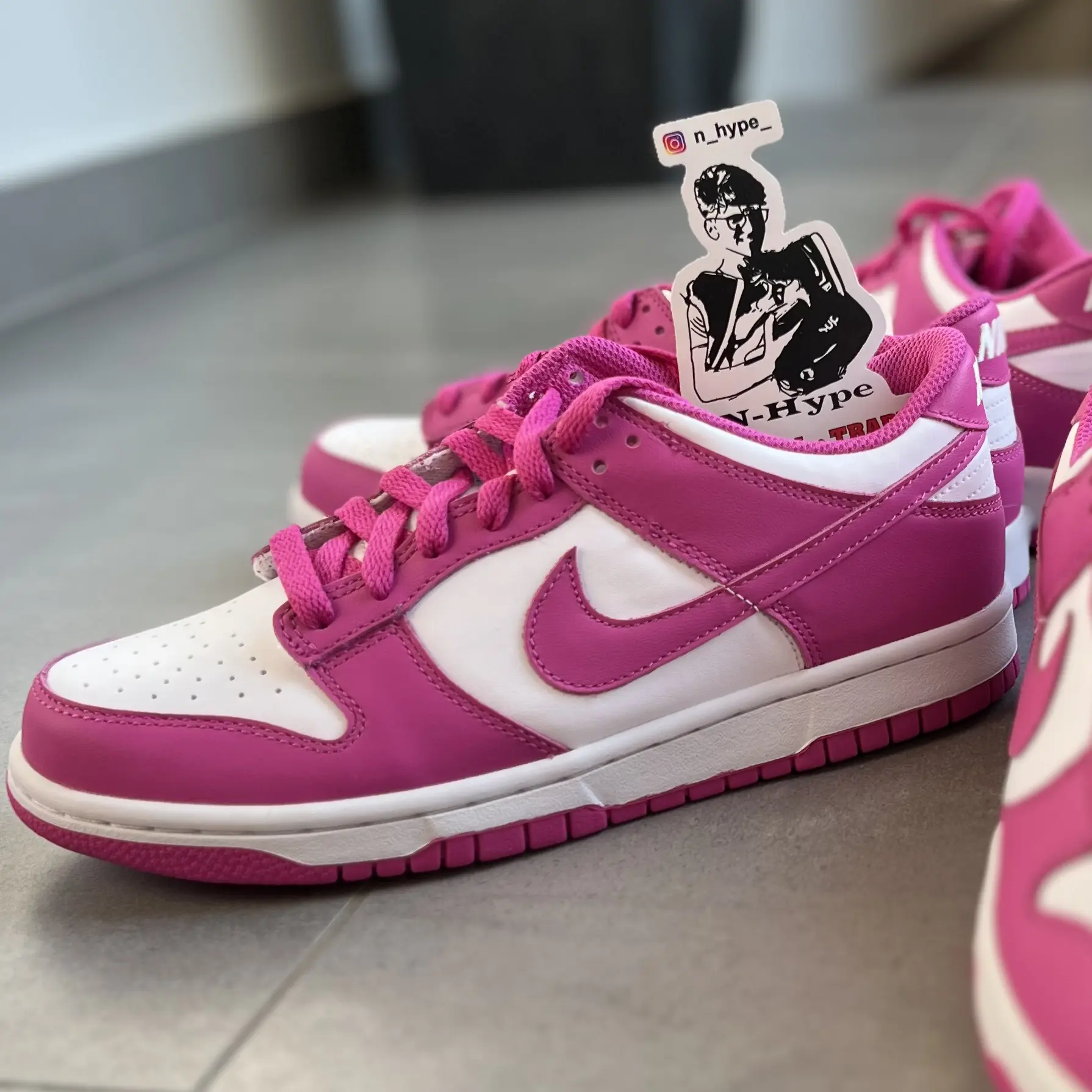 Nike Dunk Low Active Fuchsia (GS) - Image 5