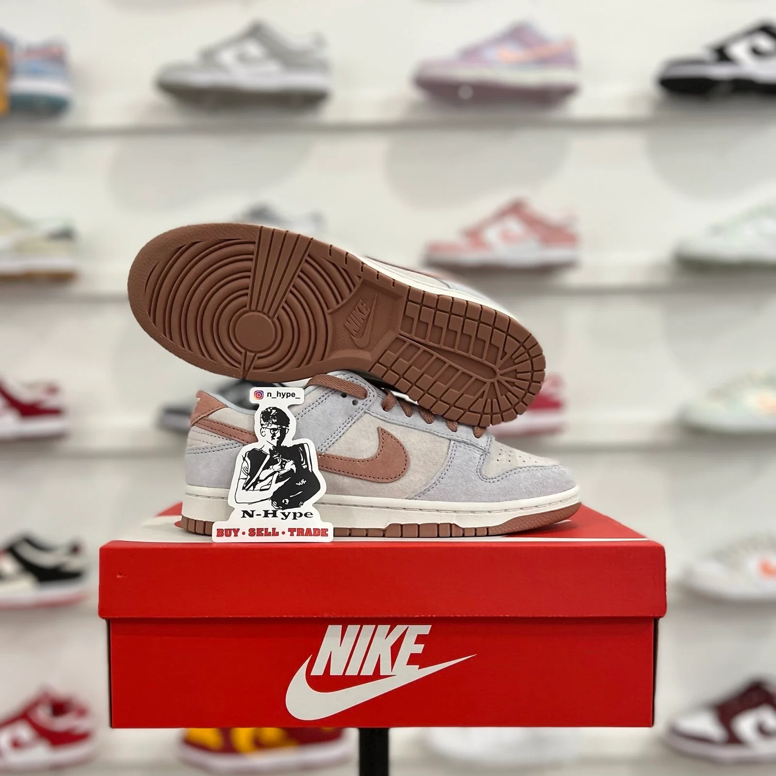 Nike Dunk Low Fossil Rose - Image 5