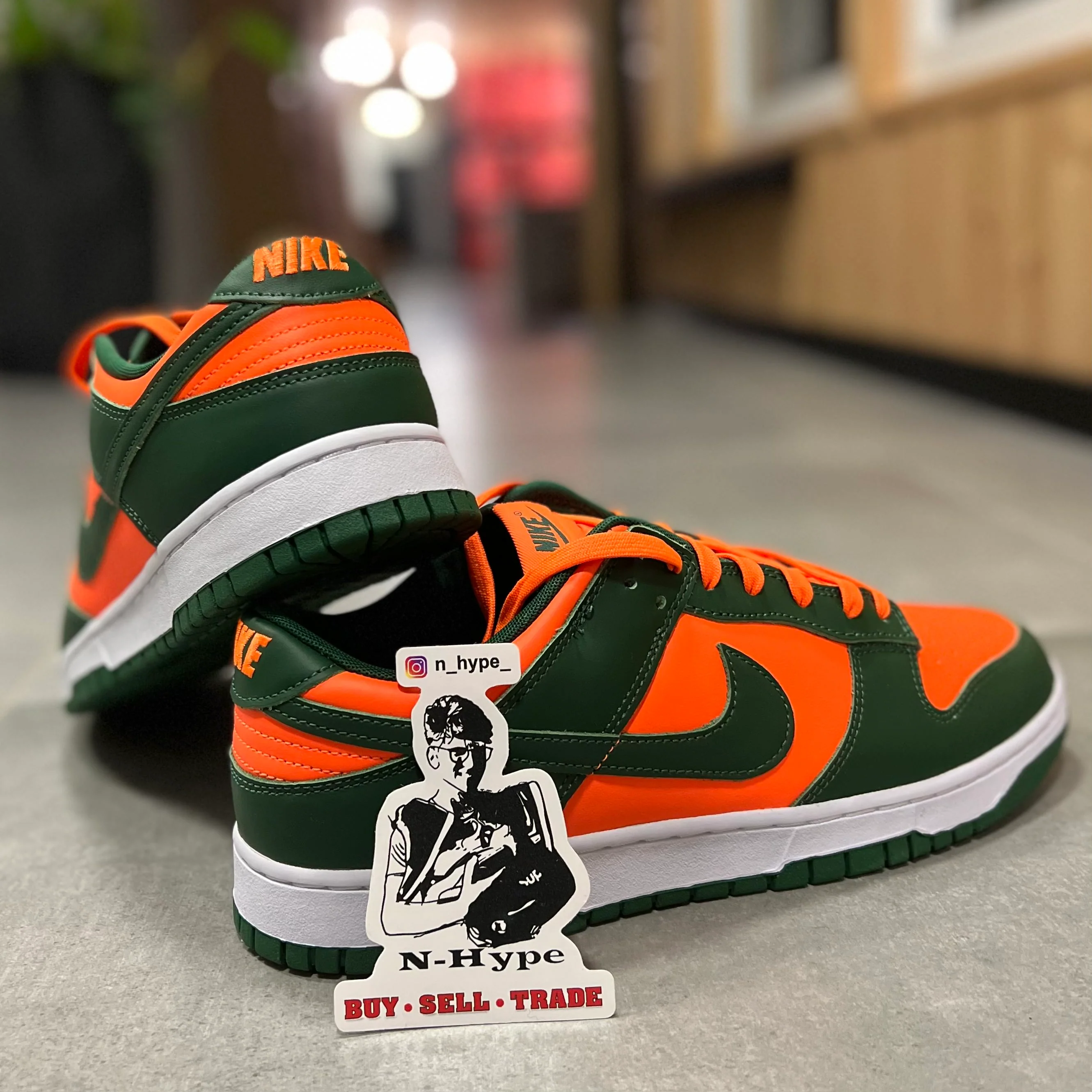 Nike Dunk Low Retro Miami Hurricanes - Image 3
