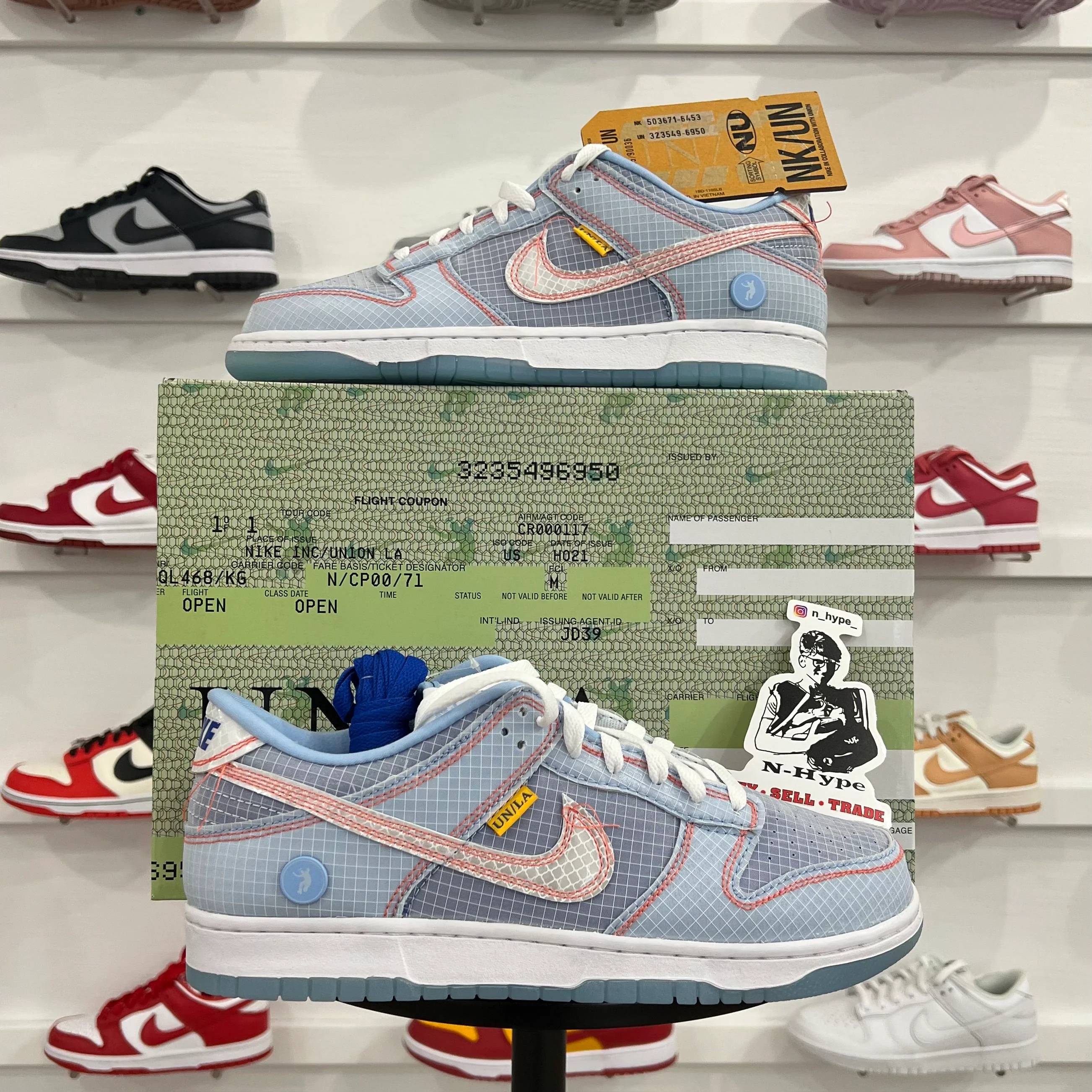 Nike Dunk Low Union Passport Pack Argon - Image 8