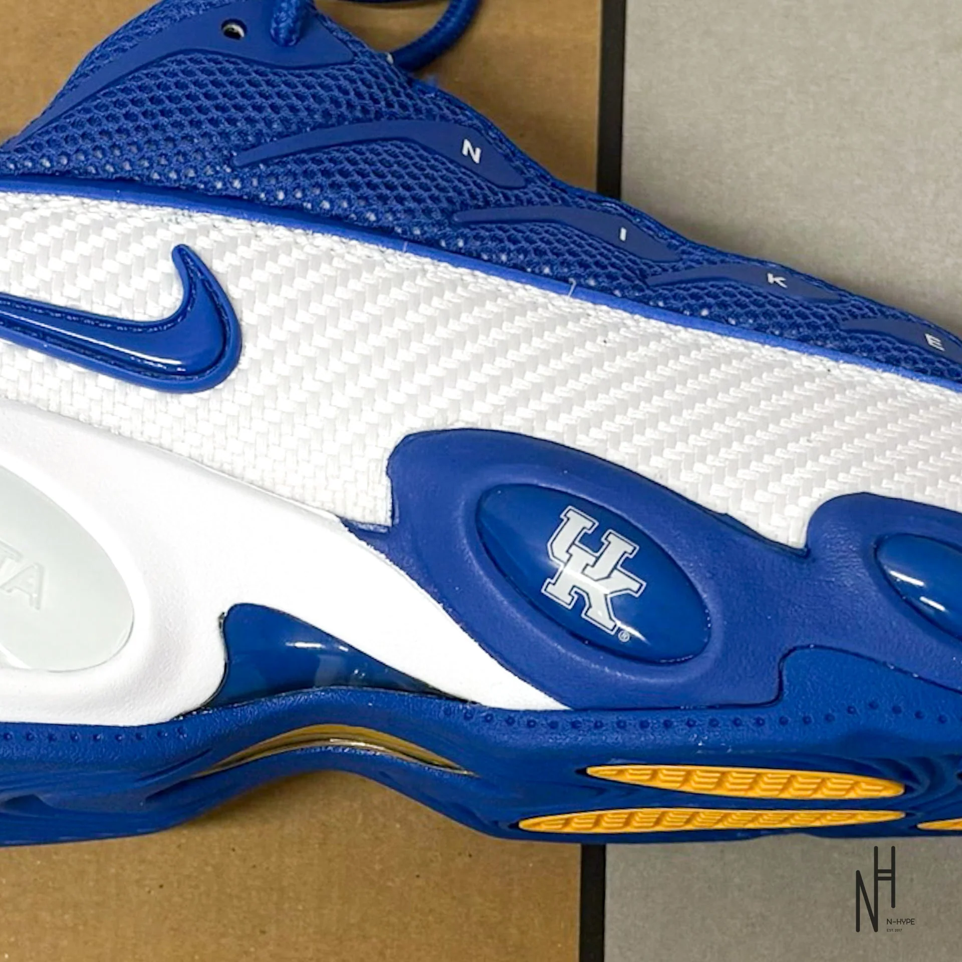 Nike NOCTA Glide Drake Kentucky PE - Image 3