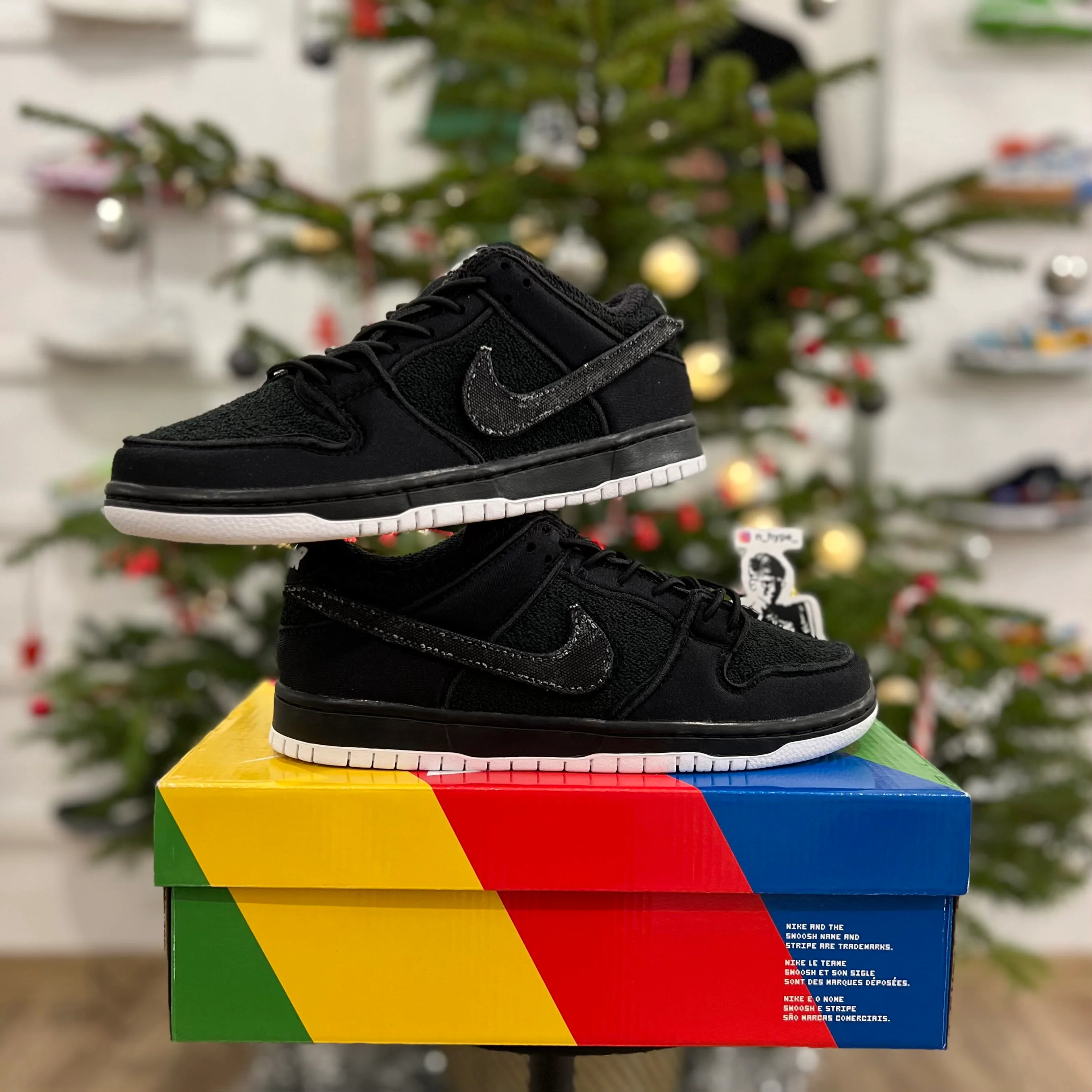 Nike SB Dunk Low Gnarhunters - Image 6