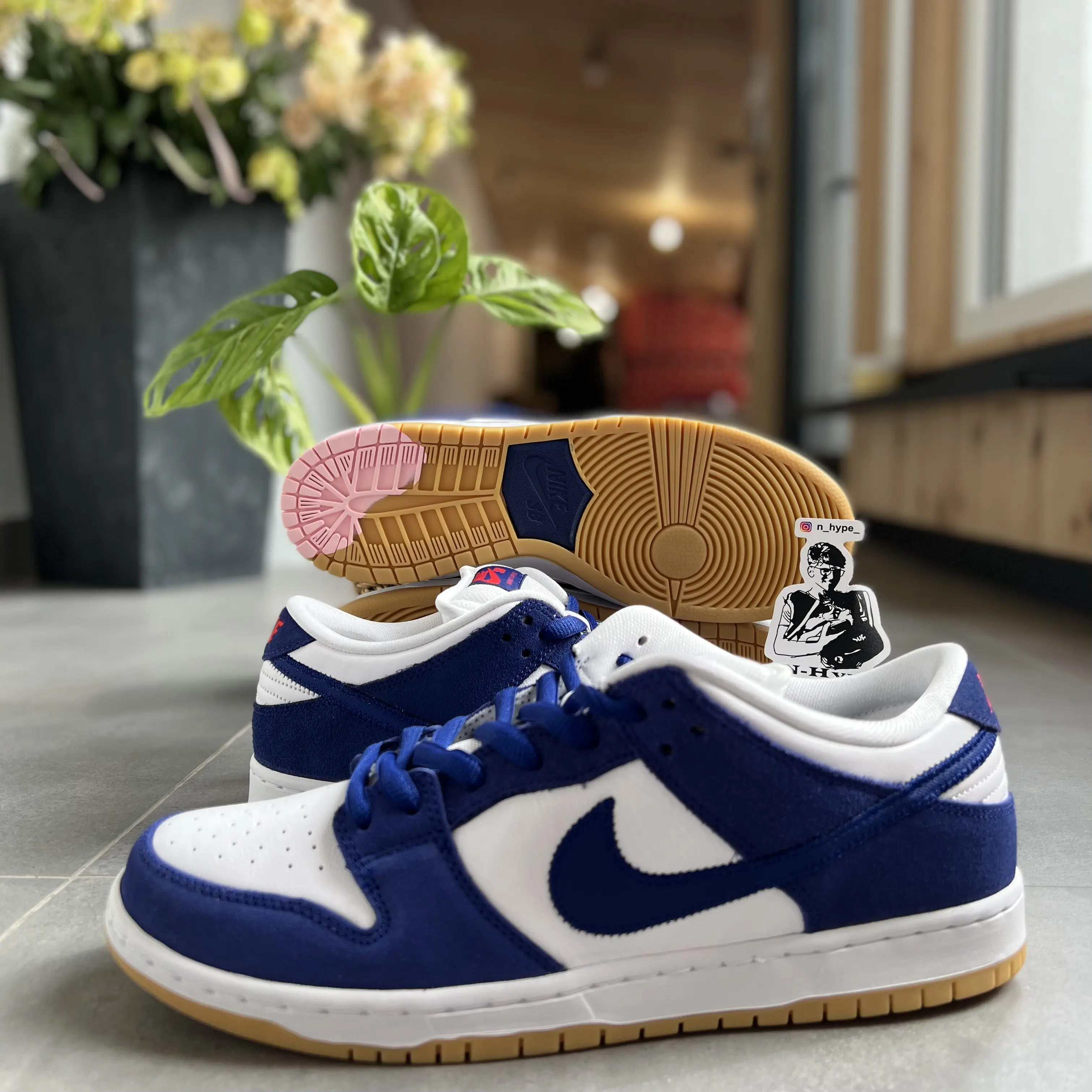Nike SB Dunk Low Los Angeles Dodgers - Image 5