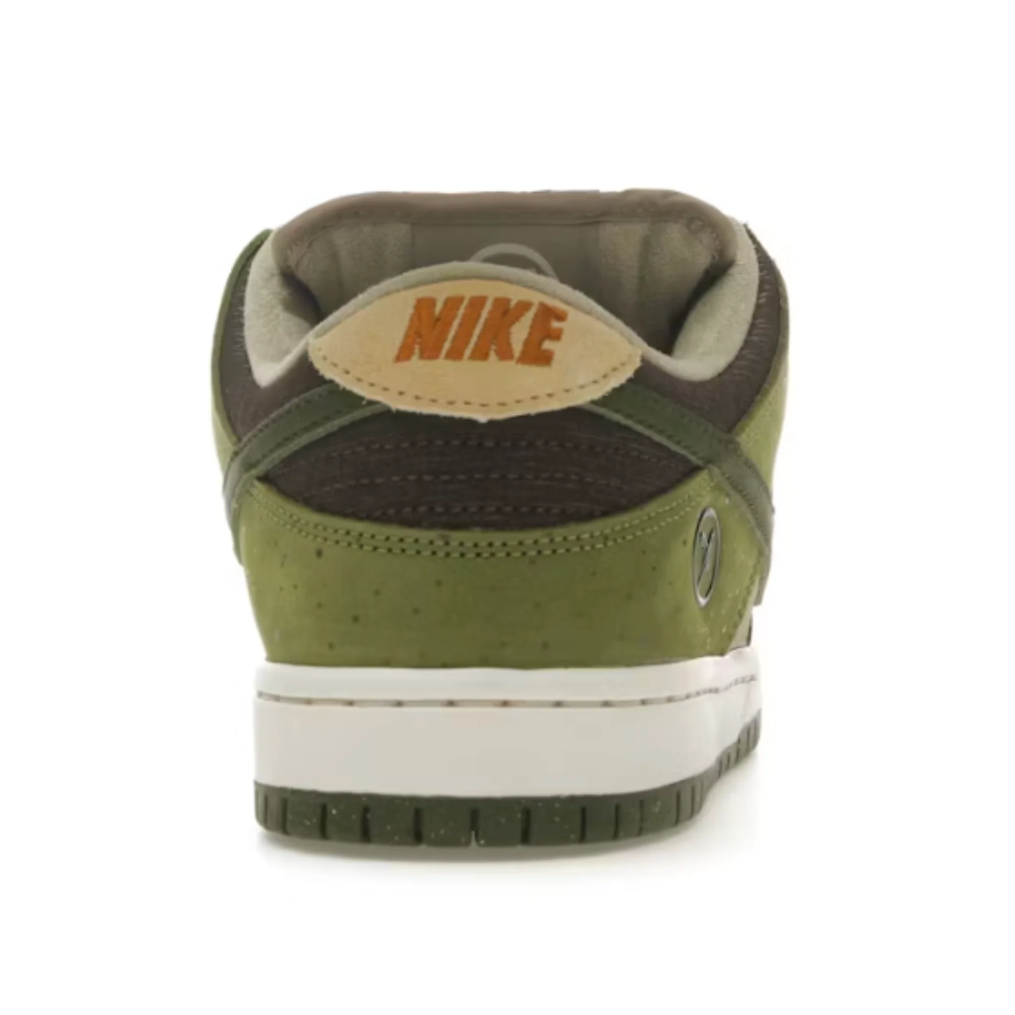 Nike SB Dunk Low Yuto Horigome Matcha - Image 3