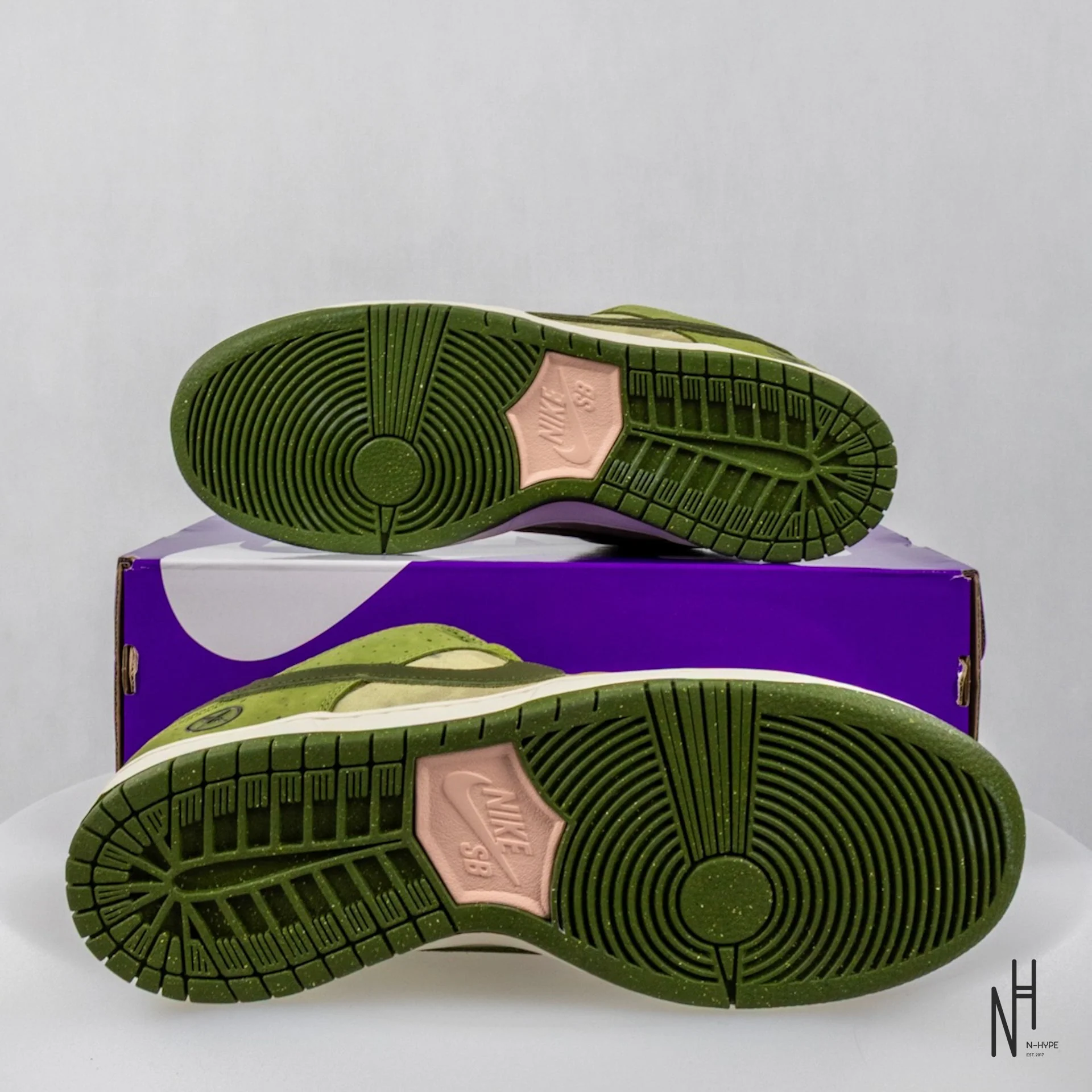 Nike SB Dunk Low Yuto Horigome Matcha - Image 8