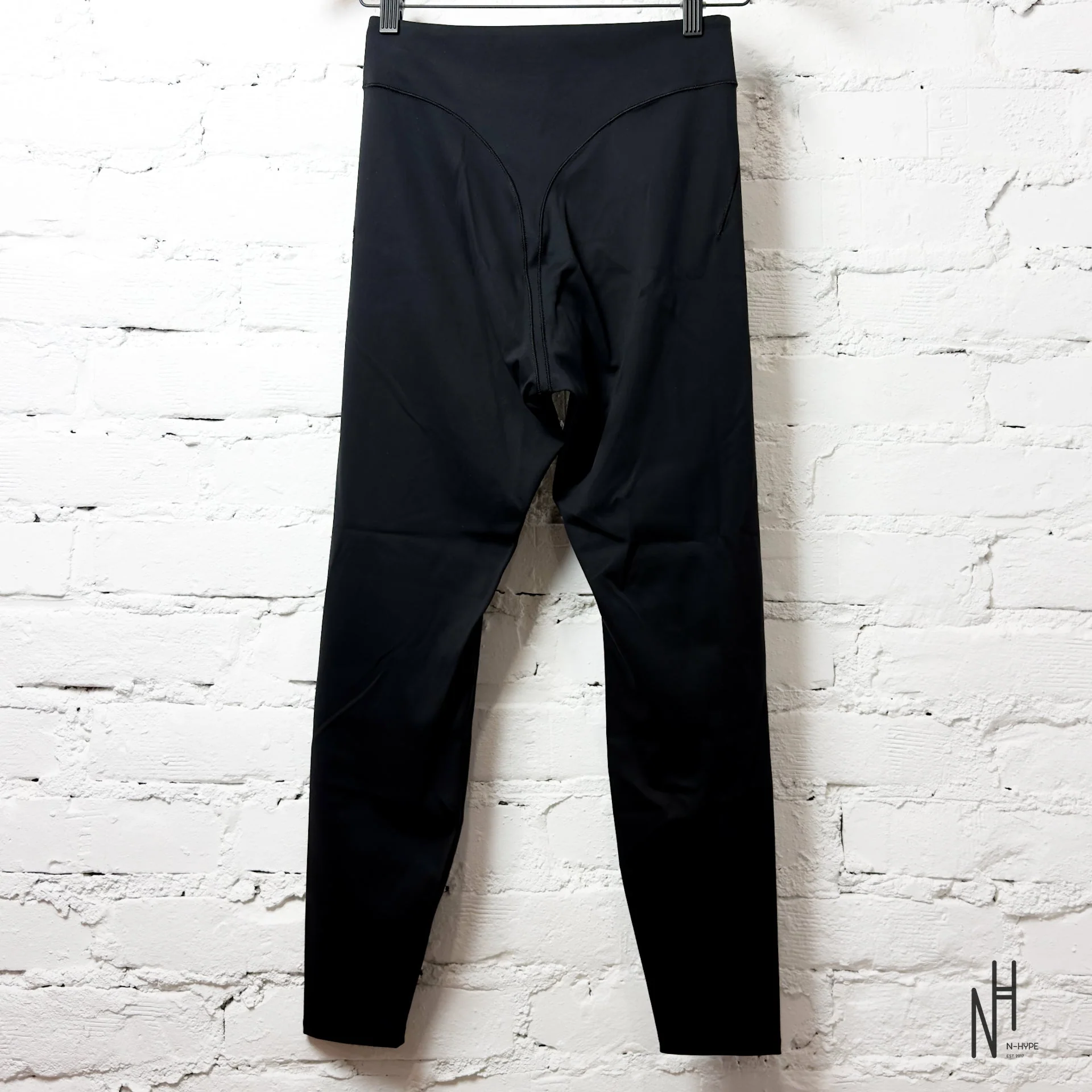 Nike Skims Matte V Line 26 Legging / Obsidian - Image 3