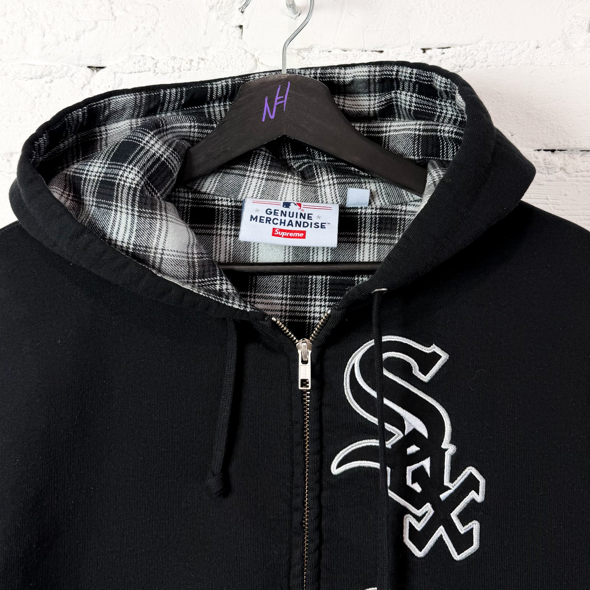 Supreme Chicago White Sox Zip Up Hooded Black - Image 2