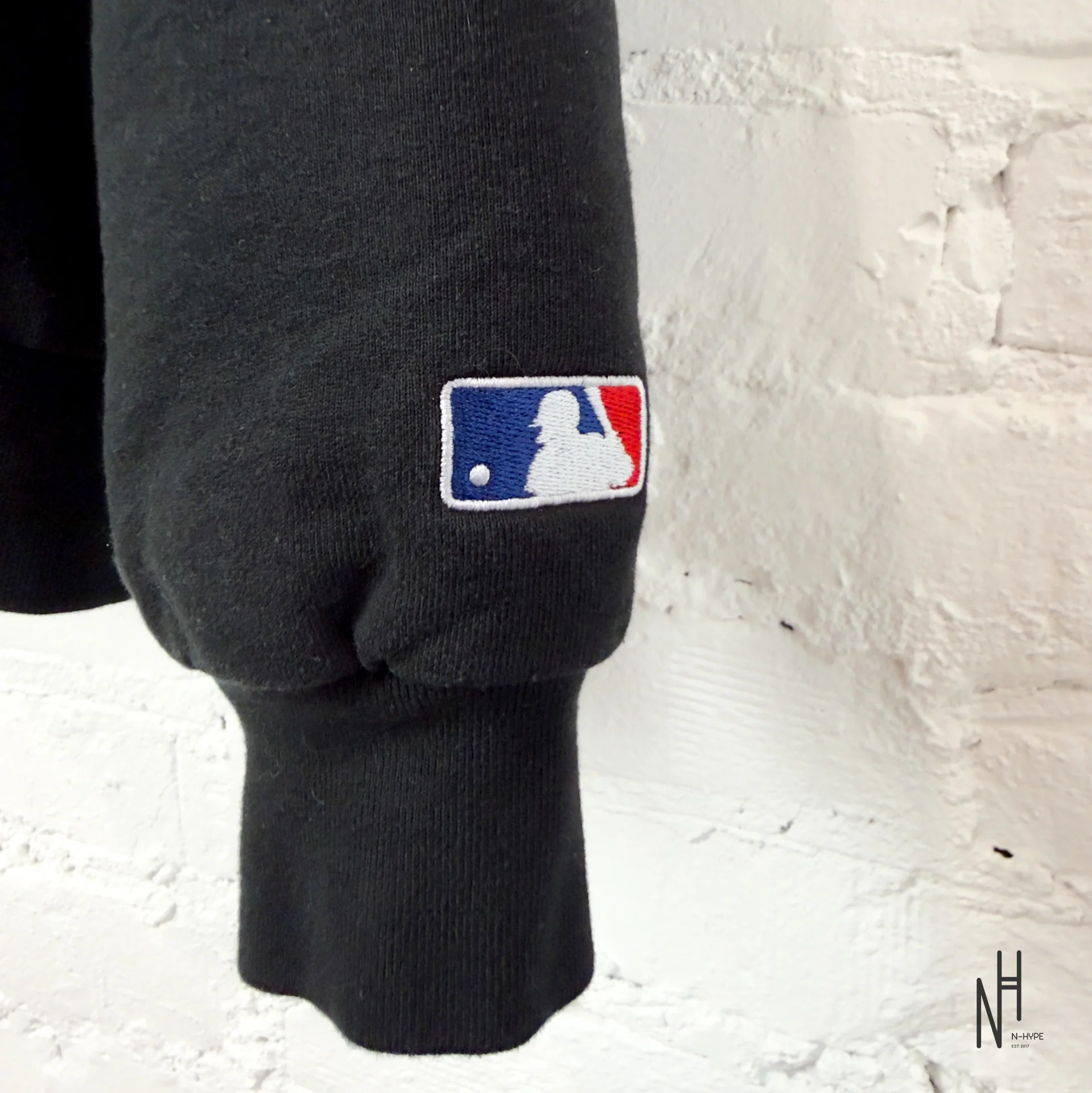 Supreme Chicago White Sox Zip Up Hooded Black - Image 4