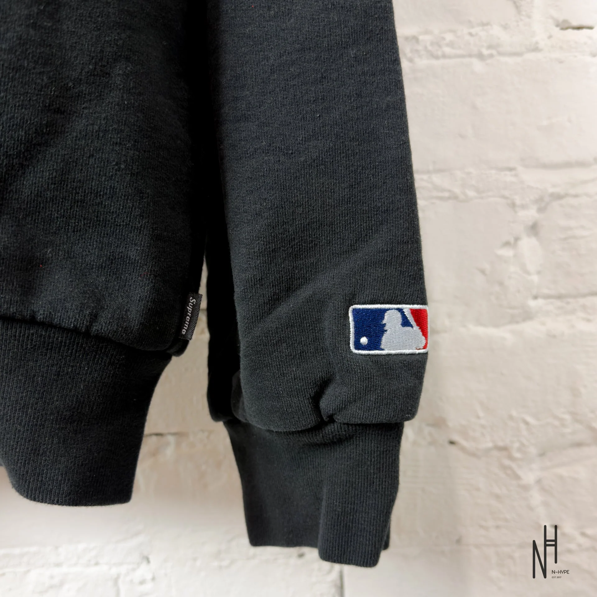 Supreme Chicago White Sox Zip Up Hooded Black - Image 5