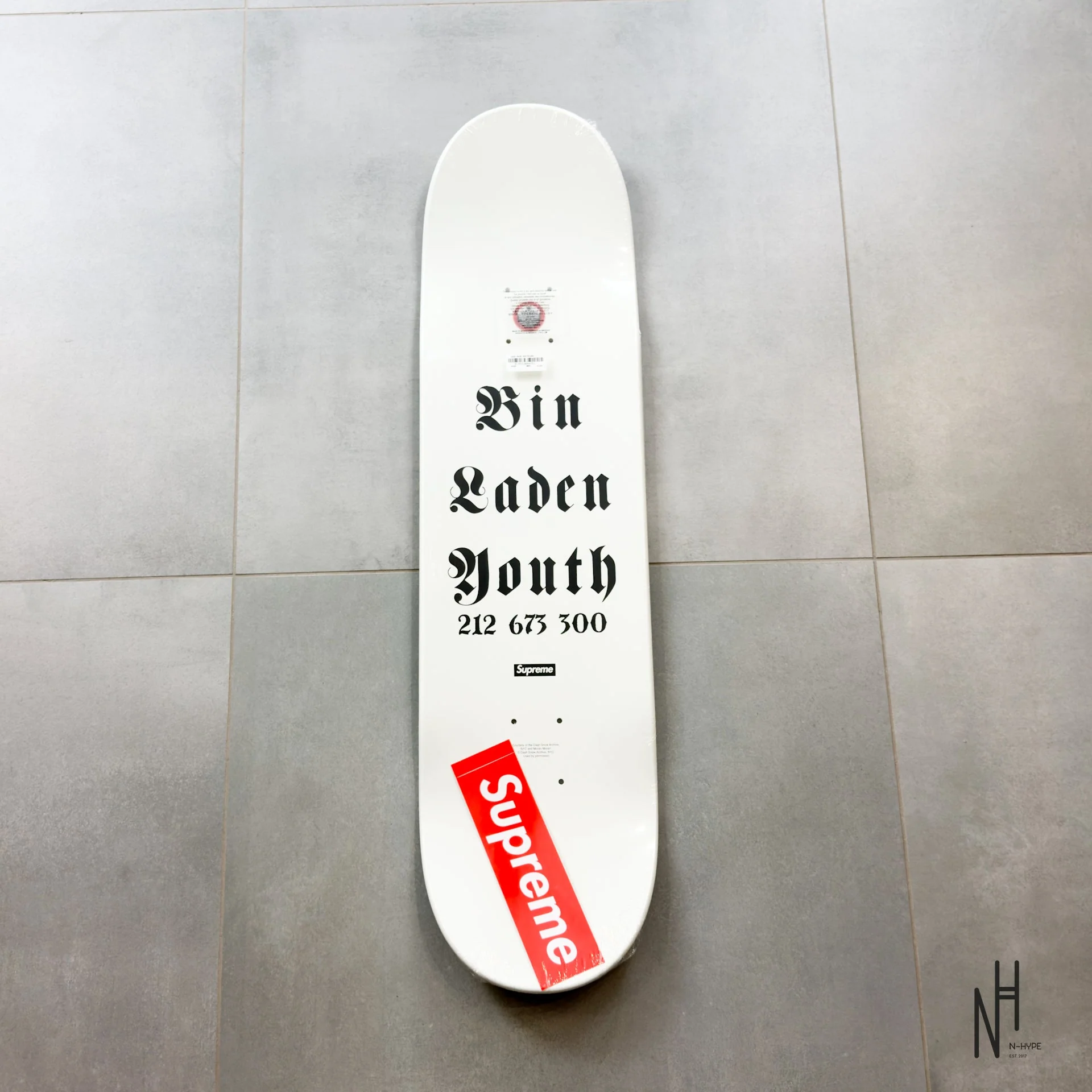 Supreme Dash Snow Skateboard Deck White - Image 2