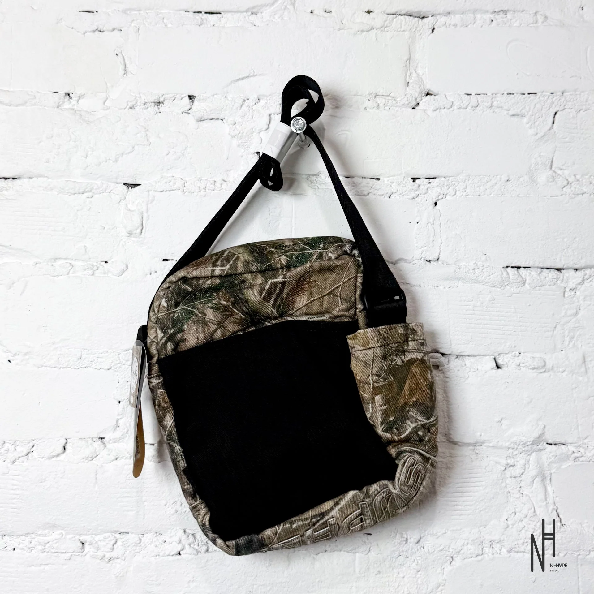 Supreme Denim Shoulder Bag Realtree AP Camo - Image 2