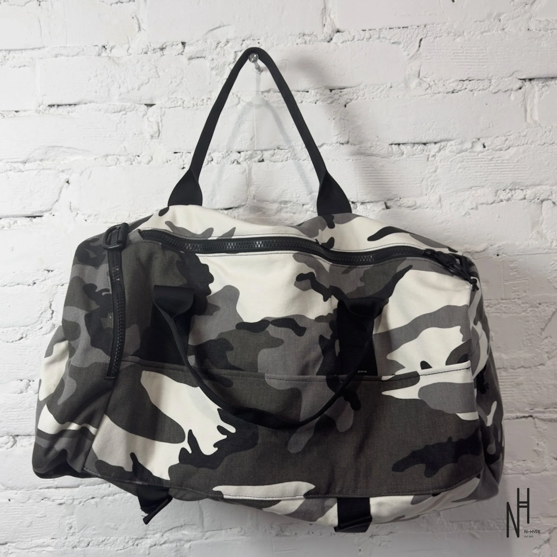 Supreme Duffle Bag (SS25) Snow Camo - Image 5