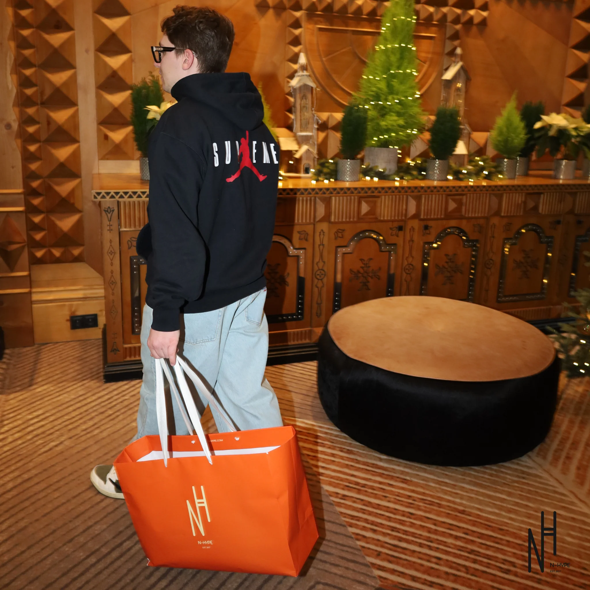 Supreme Jordan Hooded Sweatshirt Black - Image 3