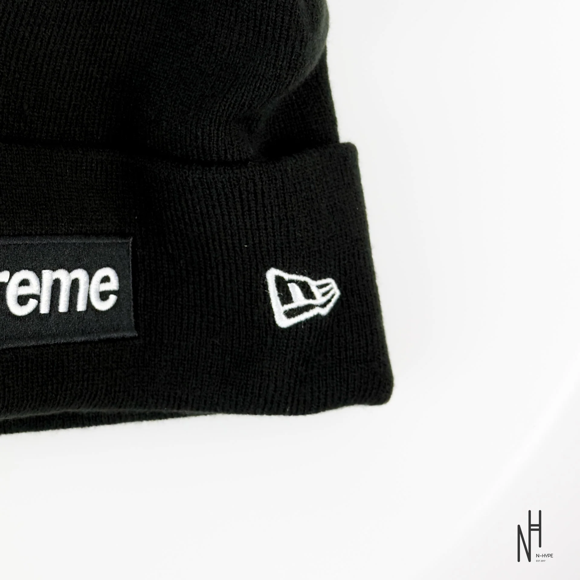 Supreme New Era Box Logo Beanie (FW25) Black - Image 3