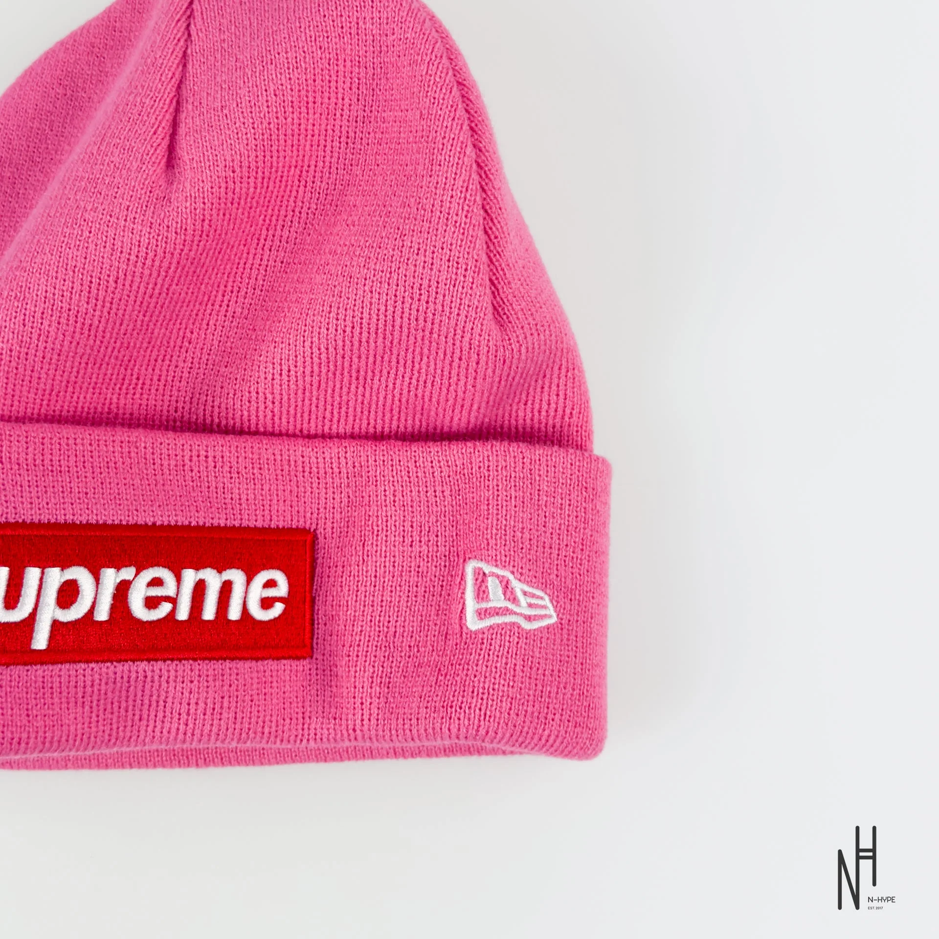 Supreme New Era Box Logo Beanie (FW25) Magenta - Image 3