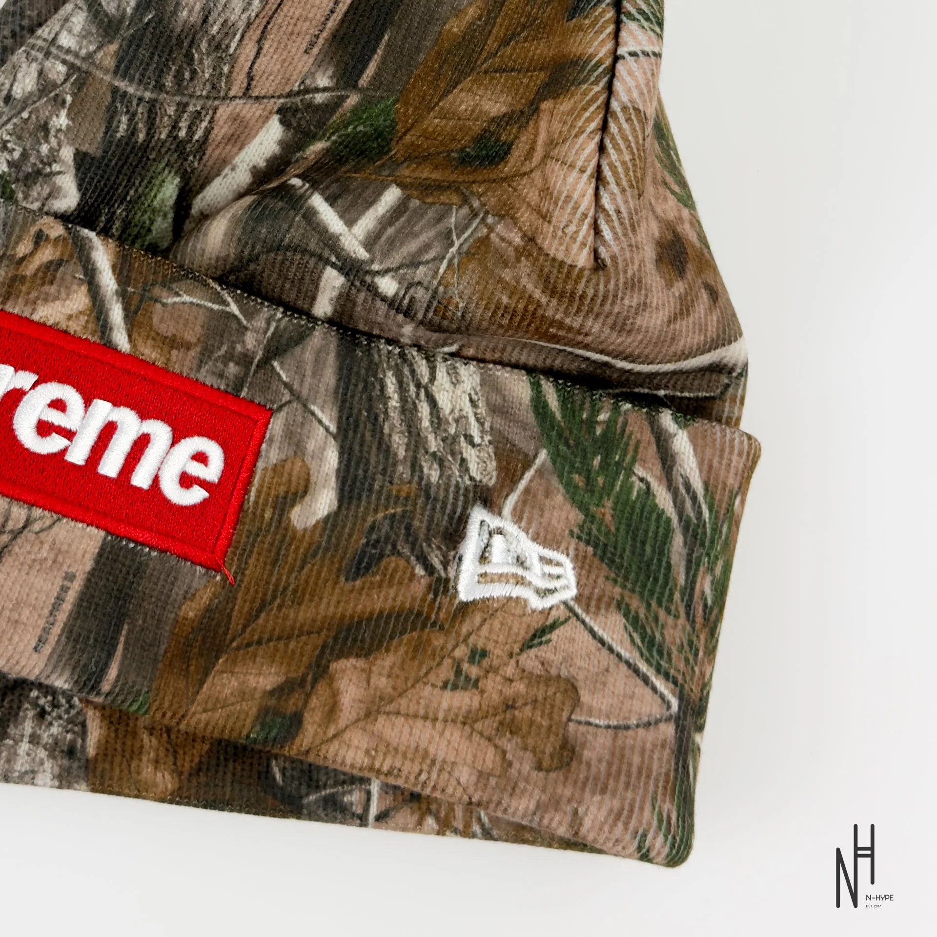 Supreme New Era Box Logo Beanie (FW25) Realtree AP Camo - Image 3