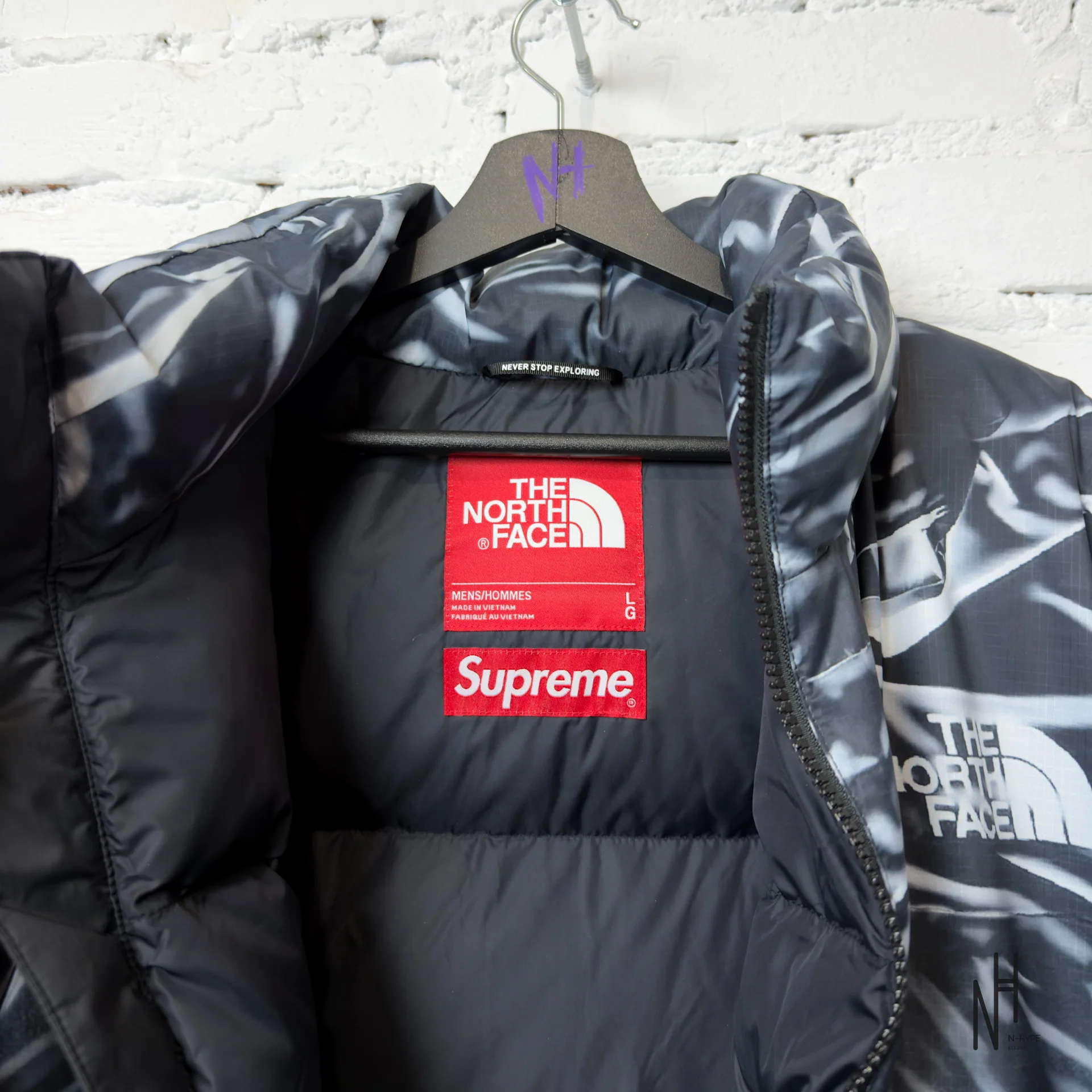 Supreme The North Face Printed Nuptse Trompe L'oeil Jacket Black - Image 3