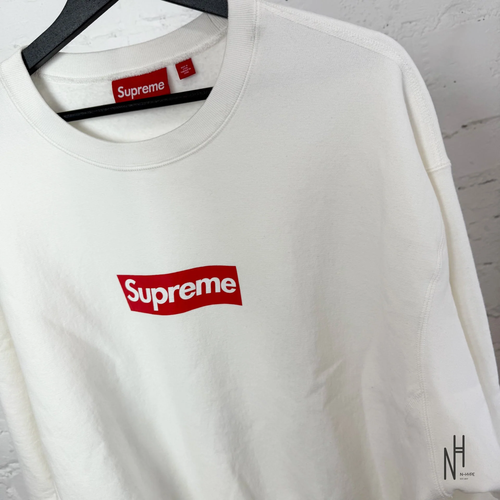 Supreme Washed Box Logo Crewneck White - Image 5