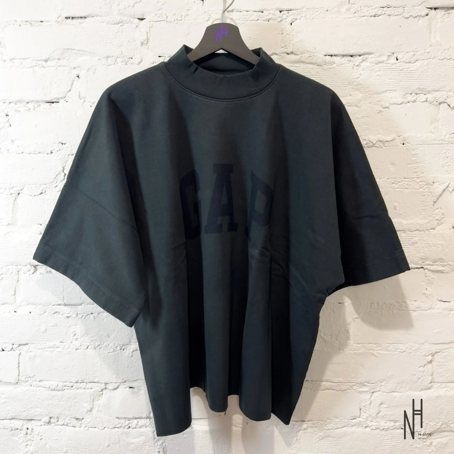 Yeezy Gap Dove No Seam Tee Black - Image 4
